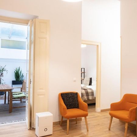 Central Apartment With Terrace By Lovelystay Lisboa Kültér fotó