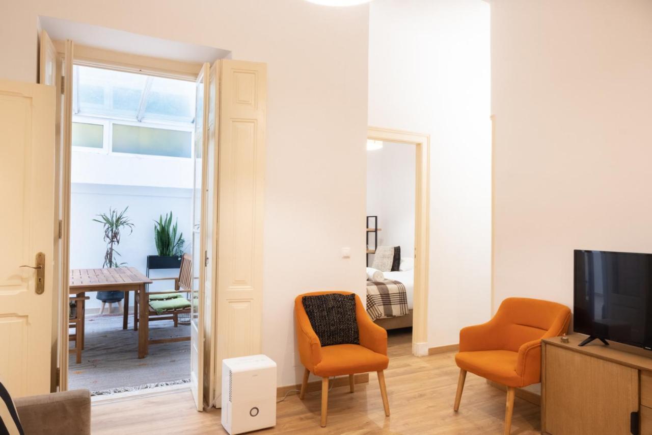 Central Apartment With Terrace By Lovelystay Lisboa Kültér fotó