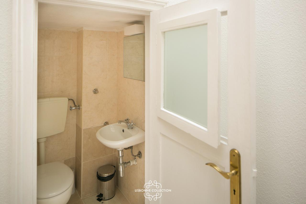 Central Apartment With Terrace By Lovelystay Lisboa Kültér fotó